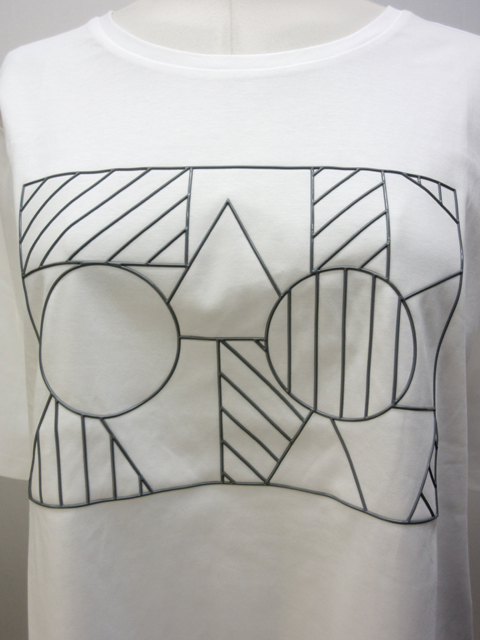 ◯△⬜︎をモチーフにしたシリコンプリントです。