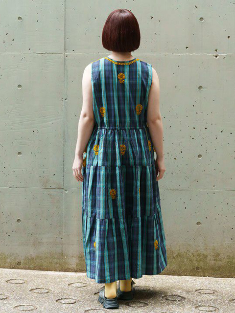 後ろ姿です。